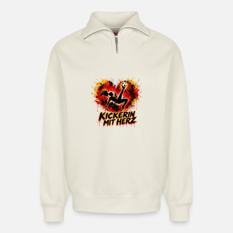 Kickerin mit Herz - Relaxed Unisex Organic Half Zip Sweatshirt – von SPREAD - Naturweiß