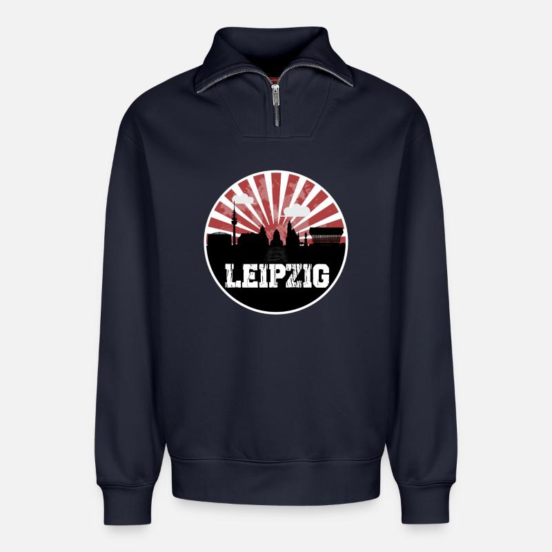 Leipzig Heimspiel Skyline - Relaxed Unisex Organic Half Zip Sweatshirt – von SPREAD - Navy