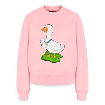 Ente Medaille - Relaxed Frauen Organic Sweatshirt – von SPREAD - Rosa - Vorne - AI Model Female 180 light (180cm)