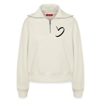 Le contour du cœur inégal - Sweat femme décontracté à demi-zip – de SPREAD - blanc cassé - Devant - AI Model Female 172 light (172cm)