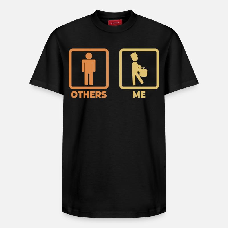 Trommelspieler Zeitplan - Relaxed Unisex Supima Cotton T-Shirt – von SPREAD - Schwarz