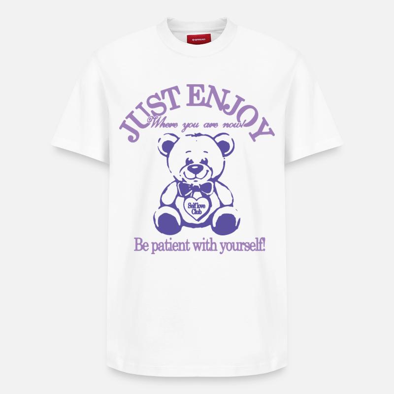 Just Enjoy – Beruhigender Teddybär - Relaxed Unisex Supima Cotton T-Shirt – von SPREAD - Weiß