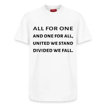 Citation des Trois Mousquetaires - T-shirt unisexe décontracté en coton Supima – de SPREAD - blanc - Devant - AI Model Female 172 dark (172cm) & AI Model Male 185 dark (185cm)