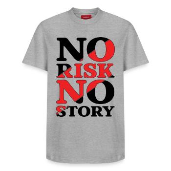 No Risk No Story - Relaxed Unisex Supima Cotton T-Shirt – von SPREAD - Weiß - Vorne - AI Model Female 172 dark (172cm) & AI Model Male 185 dark (185cm)
