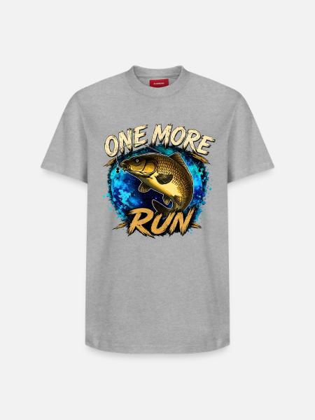 One More Run Karpfenfischen-Design - Relaxed Unisex Supima Cotton T-Shirt – von SPREAD - Weiß