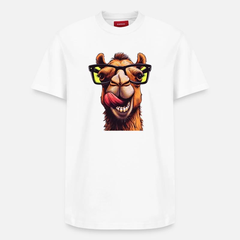 Kamel mit Sonnenbrille - Relaxed Unisex Supima Cotton T-Shirt – von SPREAD - Weiß