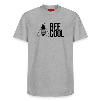 cool - Relaxed Unisex Supima Cotton T-Shirt – von SPREAD - Weiß - Vorne - AI Model Female 172 dark (172cm) & AI Model Male 185 dark (185cm)
