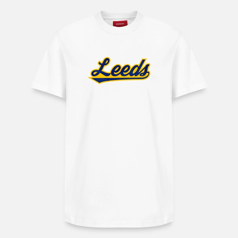 Leeds Script Logo Blau Gelb - Relaxed Unisex Supima Cotton T-Shirt – von SPREAD - Weiß