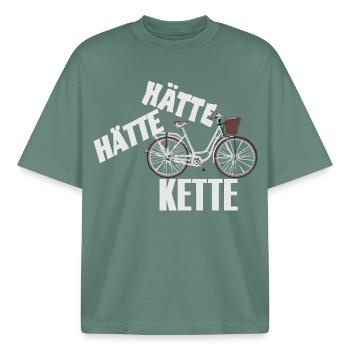 Spruch Hätte Hätte - Fahrrad - Kette - Boxy Heavyweight Unisex Organic T-Shirt von Stanley/Stella - Grüner Bucht - Vorne - AI Model Male 185 light (185cm) & AI Model Female 172 dark (172cm)