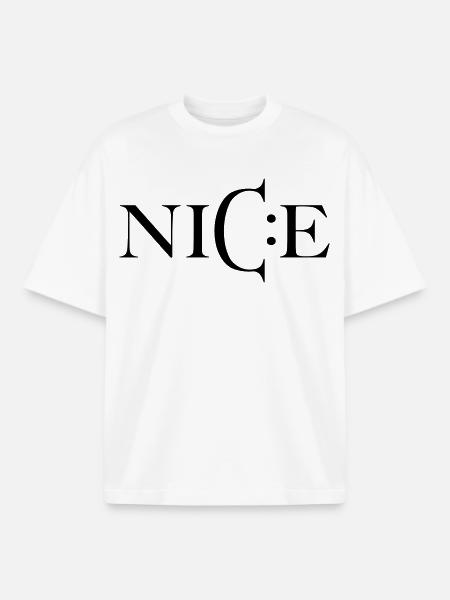 Nice – Minimal Smiley Greeting - Boxy Heavyweight Unisex Organic T-Shirt von Stanley/Stella - Weiß