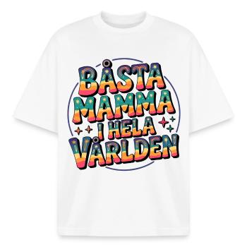 Liebe Mama auf der ganzen Welt - Boxy Heavyweight Unisex Organic T-Shirt von Stanley/Stella - Weiß - Vorne - AI Model Male 185 light (185cm) & AI Model Female 172 dark (172cm)