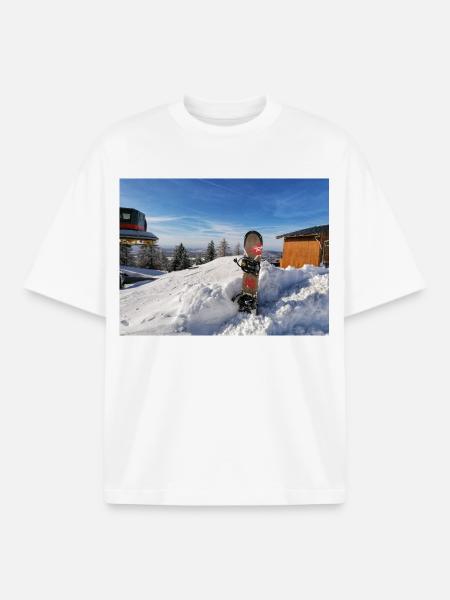 Snowboarding on a sunny slope - Boxy Heavyweight Unisex Organic T-Shirt by Stanley/Stella - white