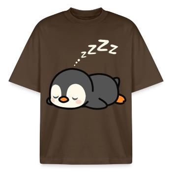 Mignonne sieste de pingouin - T-shirt unisexe boxy épais biologique Stanley/Stella - marron foncé - Devant - AI Model Male 185 light (185cm) & AI Model Female 172 dark (172cm)
