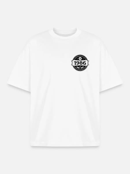 1986 Emblem - 40 år - Født i 1986 - Stanley/Stella unisex boxy heavyweight T-shirt økologisk - hvid