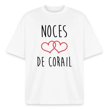 Noces de Corail 11 ans de mariage - T-shirt unisexe boxy épais biologique Stanley/Stella - blanc - Devant - AI Model Male 185 light (185cm) & AI Model Female 172 dark (172cm)