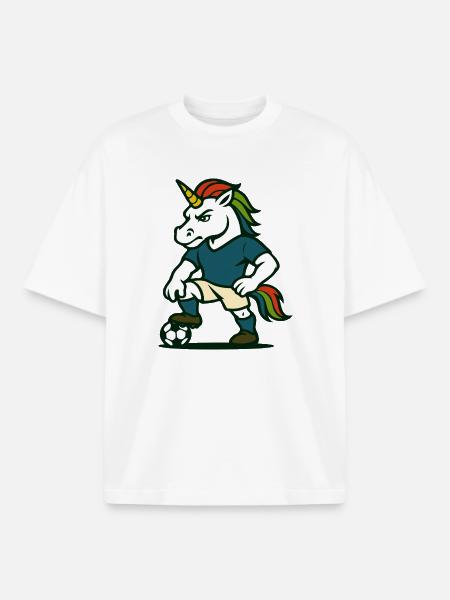 Einhorn-Fußballspieler-Maskottchen mit Ball - Boxy Heavyweight Unisex Organic T-Shirt von Stanley/Stella - Weiß