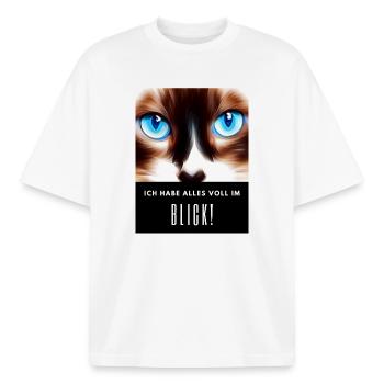 Katze große blaue Augen Cat with big blue eyes - Boxy Heavyweight Unisex Organic T-Shirt von Stanley/Stella - Weiß - Vorne - AI Model Male 185 light (185cm) & AI Model Female 172 dark (172cm)