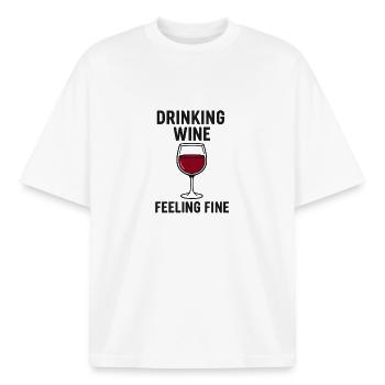 Drinking_Wine_-_Feeling_Fine - Boxy Heavyweight Unisex Organic T-Shirt von Stanley/Stella - Weiß - Vorne - AI Model Male 185 light (185cm) & AI Model Female 172 dark (172cm)
