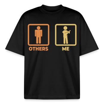 Ich als Ukulele Spieler - Boxy Heavyweight Unisex Organic T-Shirt von Stanley/Stella - Schwarz - Vorne - AI Model Male 185 light (185cm) & AI Model Female 172 dark (172cm)