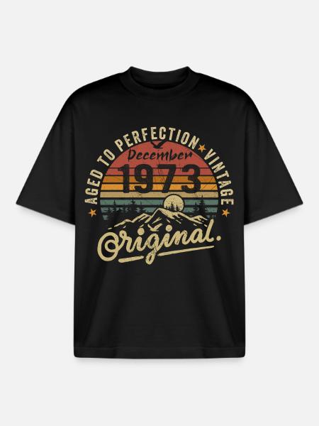 Legends were unveiled in December 1973 - Boxy Heavyweight Unisex Organic T-Shirt by Stanley/Stella - black
