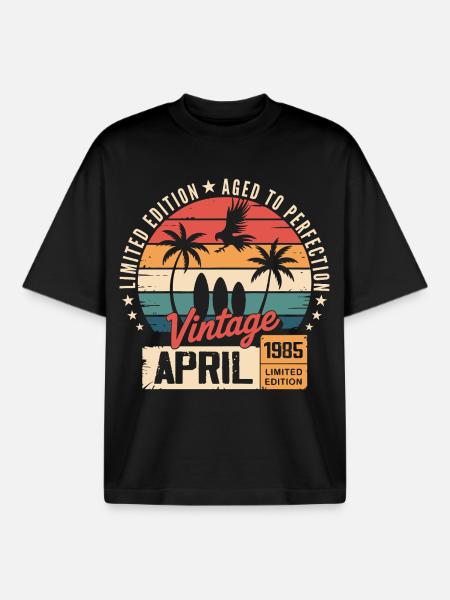 1985 April Birthday Legend April 1985 - Boxy Heavyweight Unisex Organic T-Shirt by Stanley/Stella - black