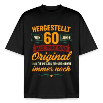 60. Geburtstag Hergestellt  - Boxy Heavyweight Unisex Organic T-Shirt von Stanley/Stella - Schwarz - Vorne - AI Model Male 185 light (185cm) & AI Model Female 172 dark (172cm)