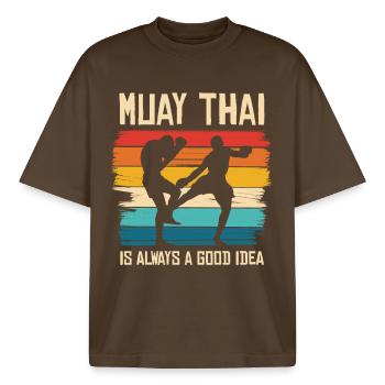 Muay Thai Retro Fight Vibe - Boxy Heavyweight Unisex Organic T-Shirt von Stanley/Stella - Dunkelbraun - Vorne - AI Model Male 185 light (185cm) & AI Model Female 172 dark (172cm)