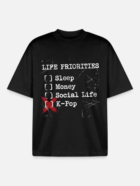 K-Pop Is My Only Priority - Boxy Heavyweight Unisex Organic T-Shirt by Stanley/Stella - black