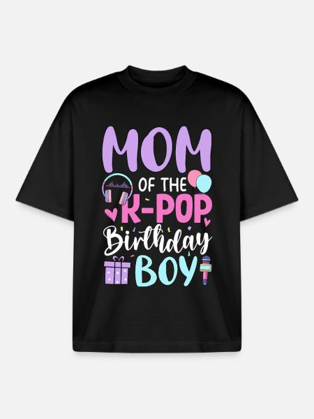 Mom of The K-Pop Birthday Boy - Boxy Heavyweight Unisex Organic T-Shirt by Stanley/Stella - black