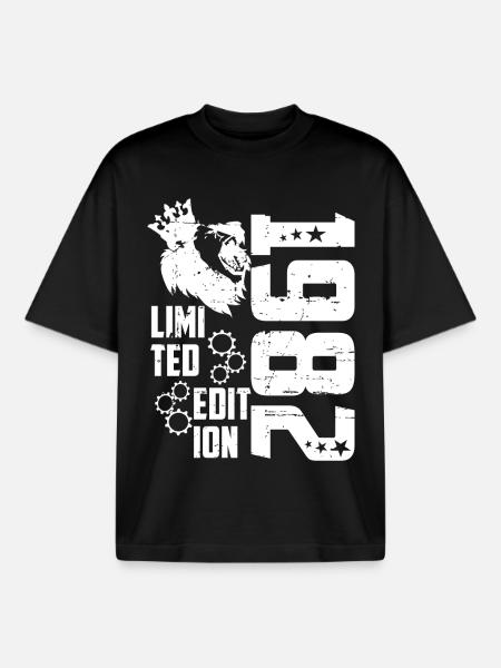 1982 Born Limited Edition - Boxy Heavyweight Unisex Organic T-Shirt by Stanley/Stella - black