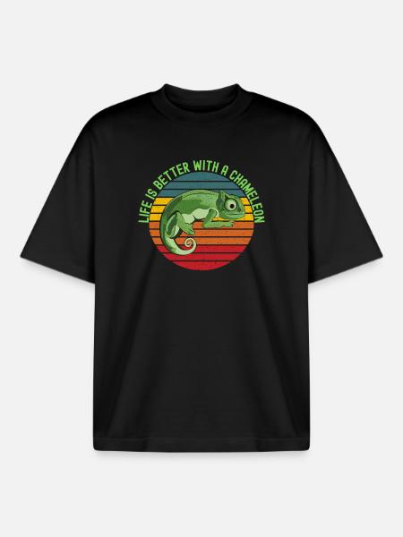 Life’s Better with a Chameleon - Boxy Heavyweight Unisex Organic T-Shirt by Stanley/Stella - black