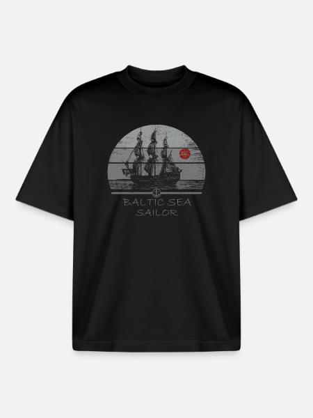 DarssCoast - Baltic Sea Sailor - Boxy Heavyweight Unisex Organic T-Shirt von Stanley/Stella - Schwarz