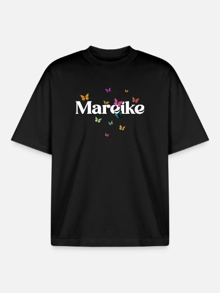 Schöner Mädchenname MAREIKE mit Schmetterlingen  - Boxy Heavyweight Unisex Organic T-Shirt von Stanley/Stella - Schwarz