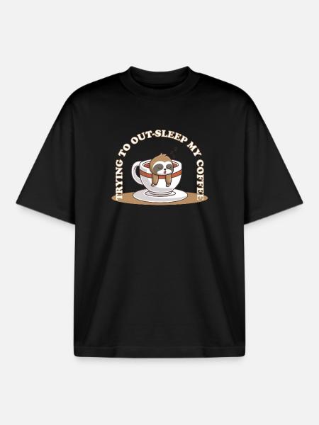 Forsøger at sove ud af min kaffe – Sloth Coffee - Stanley/Stella unisex boxy heavyweight T-shirt økologisk - sort