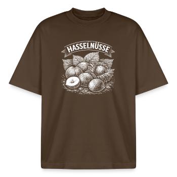 Haselnüsse Banner Illustration - Boxy Heavyweight Unisex Organic T-Shirt von Stanley/Stella - Dunkelbraun - Vorne - AI Model Male 185 light (185cm) & AI Model Female 172 dark (172cm)