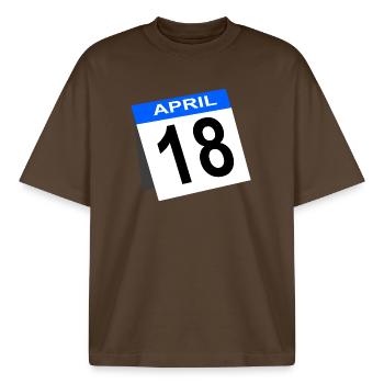 18. Geburtstag April Kalender - Boxy Heavyweight Unisex Organic T-Shirt von Stanley/Stella - Dunkelbraun - Vorne - AI Model Male 185 light (185cm) & AI Model Female 172 dark (172cm)