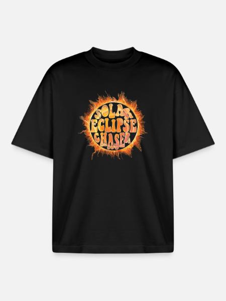 Solar eclipse chaser - Boxy Heavyweight Unisex Organic T-Shirt von Stanley/Stella - Schwarz