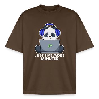 Gaming Panda Only 5 minutes left - Boxy Heavyweight Unisex Organic T-Shirt by Stanley/Stella - mocha - Front - AI Model Male 185 light (185cm) & AI Model Female 172 dark (172cm)
