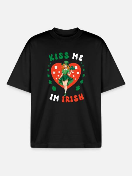 Kiss me, I'm Irish - Boxy Heavyweight Unisex Organic T-Shirt by Stanley/Stella - black