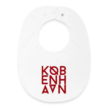 København Typo Monogram en rouge cramoisi - Bavoir bébé bio - blanc - Devant