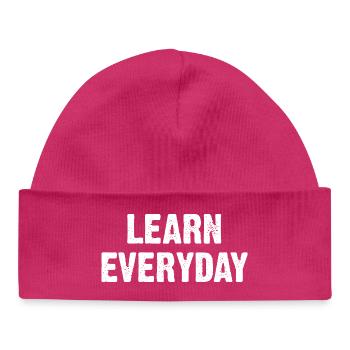 Learn Everyday Bold Typography - Baby Organic Mütze - hot Pink - Vorne