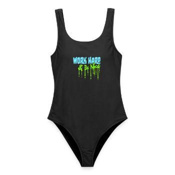 Work Hard Be Nice Motivation Positiver Geist Zitat - Frauen Badeanzug - Schwarz - Vorne - AI Model Female 172 light (172cm)