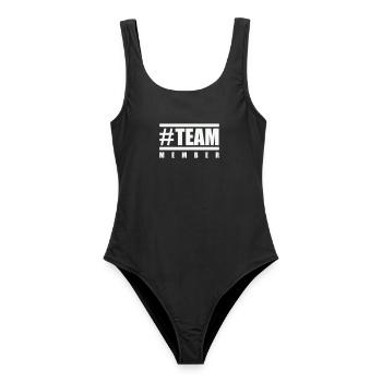 team_member_hashtag- - Frauen Badeanzug - Schwarz - Vorne - AI Model Female 172 light (172cm)