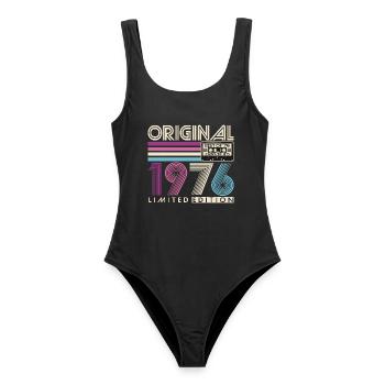 1976 Jahrgang 50. Geburtstag Geschenk Retro - Frauen Badeanzug - Schwarz - Vorne - AI Model Female 172 light (172cm)