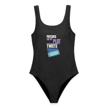 Patches Are My Plot Twists – Flicken - Frauen Badeanzug - Schwarz - Vorne - AI Model Female 172 light (172cm)