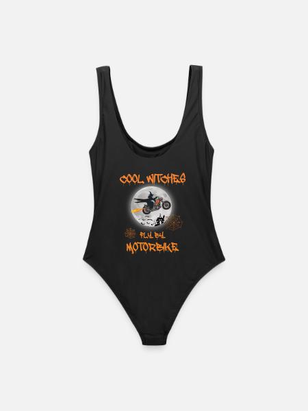 Cool witches fly by Motorbike - Bike Chopper - Frauen Badeanzug - Schwarz