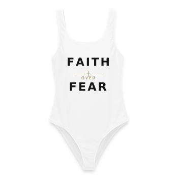 Faith Over Fear – Minimalistisches Kreuz - Frauen Badeanzug - Weiß - Vorne - AI Model Female 172 dark (172cm)
