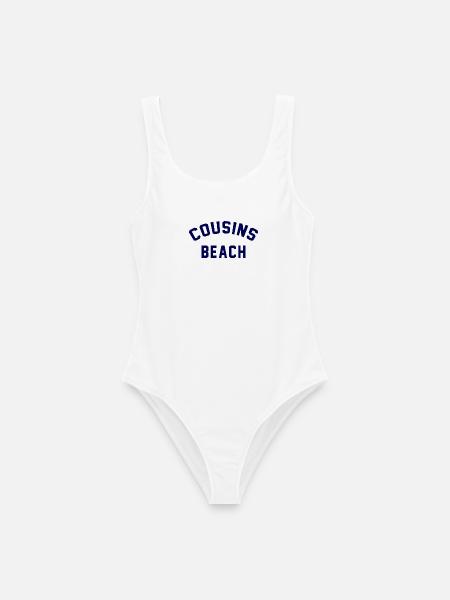 Cousins Beach – College Style - Frauen Badeanzug - Weiß