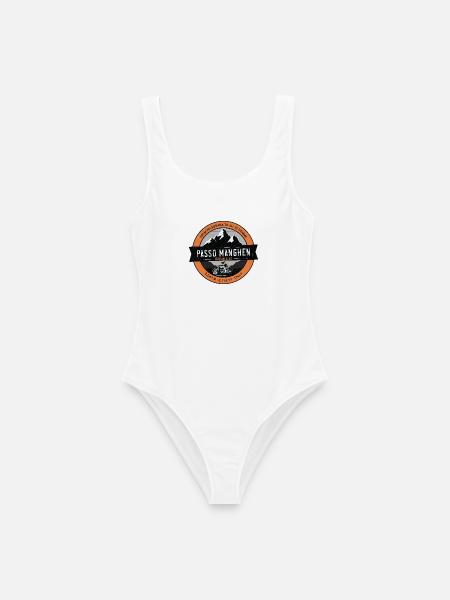 Passo Manghen Italienische Alpen Motorrad-T-Shirt - Frauen Badeanzug - Weiß
