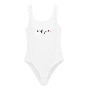 Wifey Heart - Frauen Badeanzug - Weiß - Vorne - AI Model Female 172 dark (172cm)